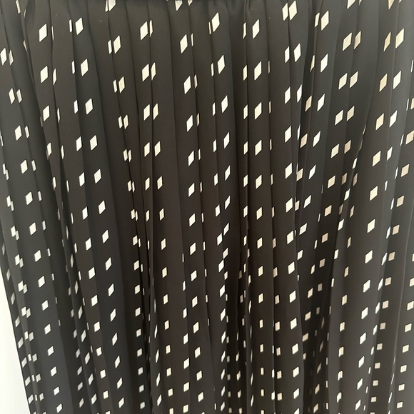 Patterned midi skirt - Picture 3 of 3